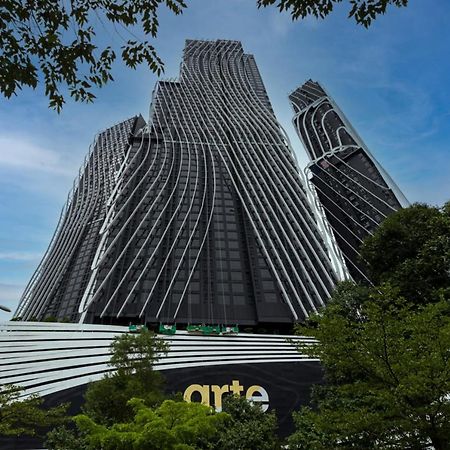 Arte Mont Kiara Aparthotel Kuala Lumpur Exterior photo